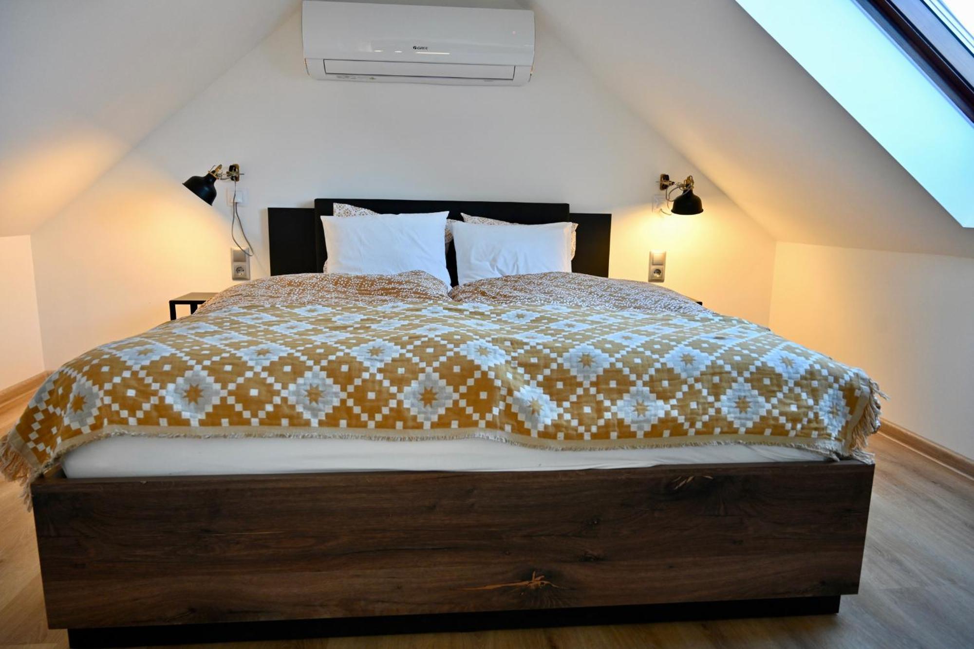Mi Casa Rustica Apartment โมชนมายารูวาร์ ภายนอก รูปภาพ